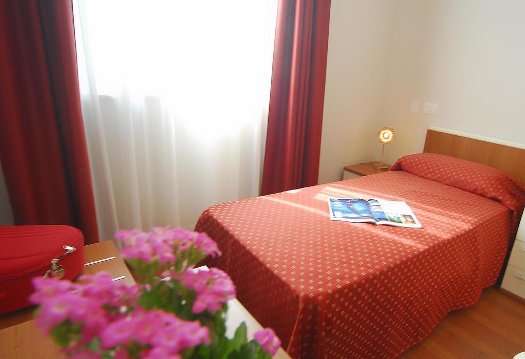 Camere Delfini Palmanova Exteriör bild